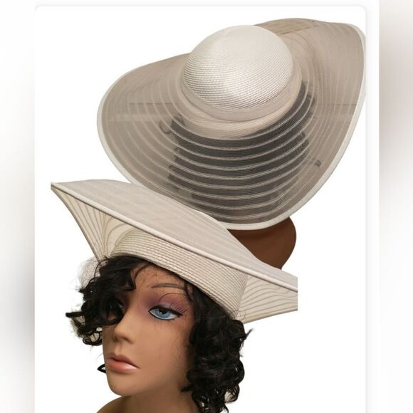 Hat   - Picture 1 of 9